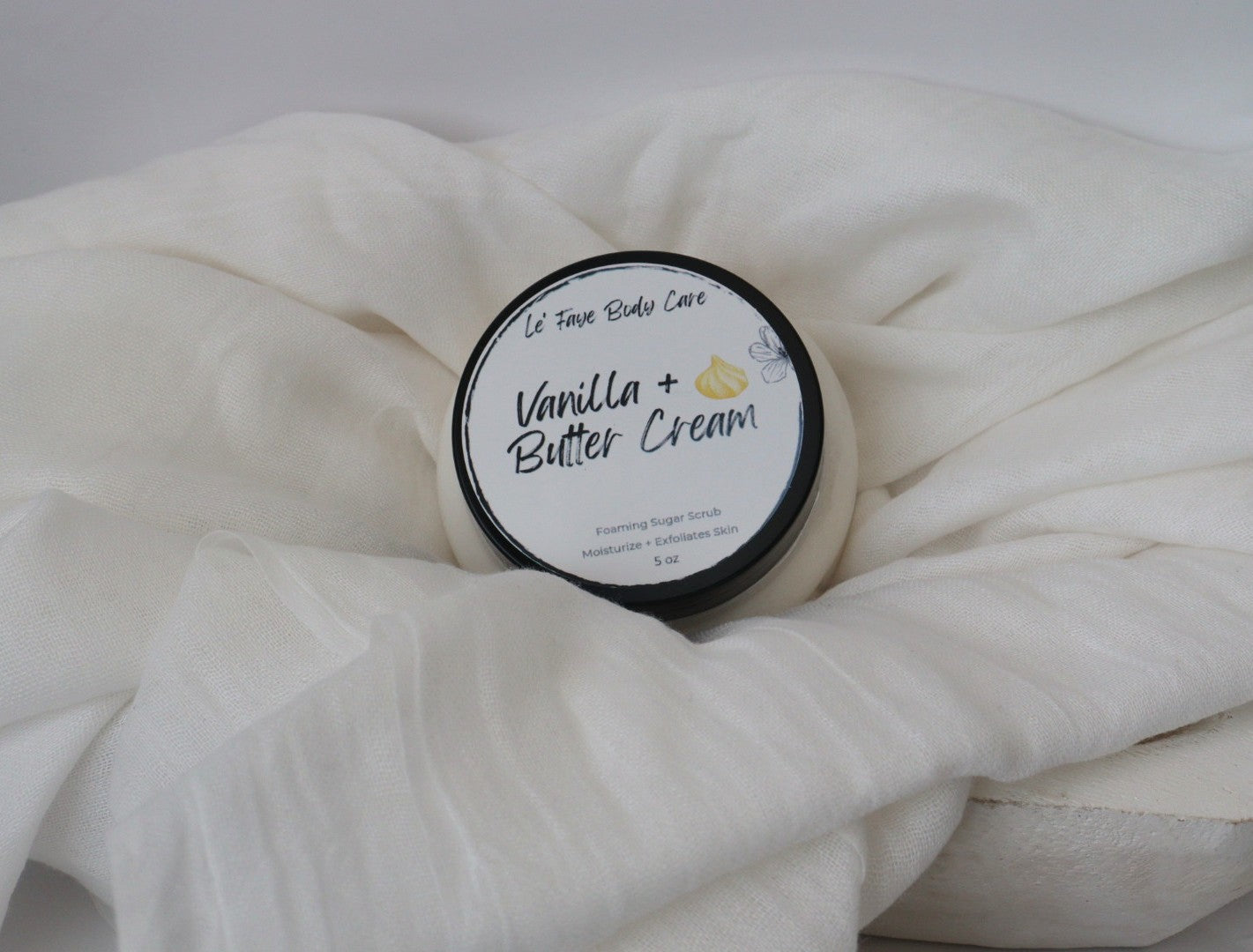 Vanilla Butter Cream Foaming Body Sugar Scrub